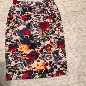 Floral pencil skirt with stretch!